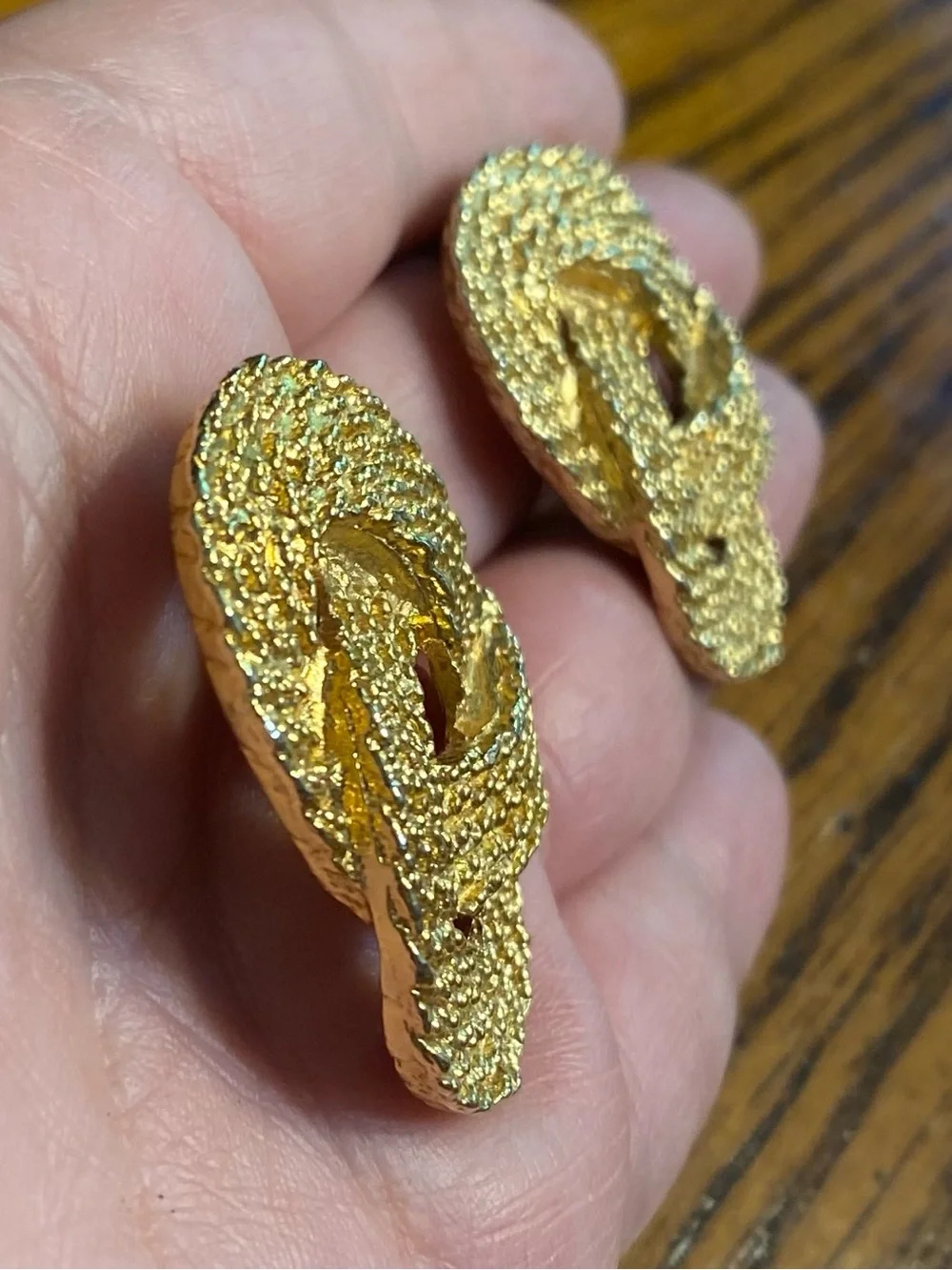 Vintage SG D'OR Textured Gold Braided Love Knot Statement Shoe Clips Brooch VTG